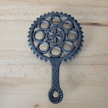 VTG Wilton Cast Iron Trivet Original 6" Dia x 9" L Farmhouse Americana C... - $11.87