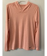 Nike Women’s Dri-Fit (apricot) Size Extra Small Longsleeved Hooded Shirt... - $333.86 MXN