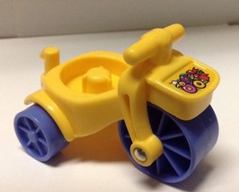 Fisher Price Little People 2002 Lil&#39; Sidewalk Rider - Tricycle Replaceme... - $3.94