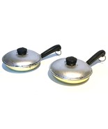 Vintage Salt &amp; Pepper Shakers Brillium Skillet  pan cooking Set - $9.48