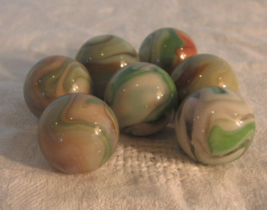 Vintage Lot Of 7 Akro Agate BROWN/TAN Cream Green Swirl Shooter Marble - $31.50