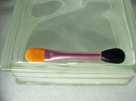Mally Beauty Dual End Powder Blush &amp; Cream Blush / Concealer Brush - £12.22 GBP