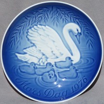 BING &amp; GRONDAHL 1976 B&amp;G Mother’s Day Plate – Swan &amp; Cygnets - Mothers Day - £3.16 GBP