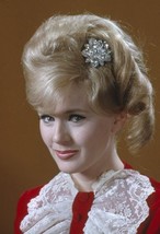 BEAUTIFUL CONNIE STEVENS 5X7 PHOTO - $7.99