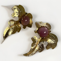Vintage Pink Moonglow with  Gold Tone Floral Clip On Earrings Retro - $13.33