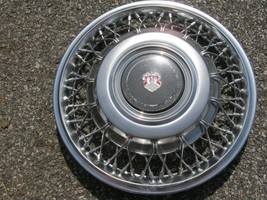 One 1986 to 1987 Oldsmobile 98 Regency 14 inch wire spoke hubcap wheel cover - £44.92 GBP