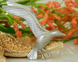 Vintage Seagull In Flight Bird Brooch Pin Giovanni USA Silver Tone - £15.69 GBP