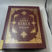 The HOLY BIBLE Illuminated Family Edition Thunder Bay Press - $34.64