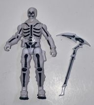 Fortnite - Skull Trooper (Inverted) (Figure Only) - £9.67 GBP