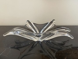 French Baccarat Crystal Decorative Bowl or Centerpiece with a Free Form Design - £232.93 GBP