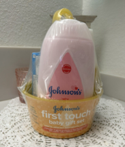 Johnson’s Baby First Touch Baby Gift Set Bath &amp; Skin Products - £14.15 GBP