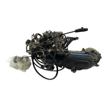 12-19 YAMAHA ZUMA 50F YW50F ENGINE MOTOR CYLINDER HEAD CASES TRANSMISSIO... - £312.86 GBP