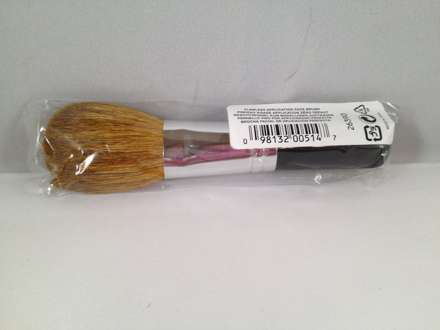 Bare Escentuals bareMinerals minerals Flawless Application Face Brush - £16.69 GBP