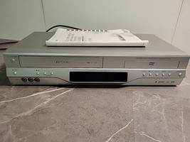 Toshiba DVD/VCR Combo Player SD-V393SU With Manual Parts Only Powers On - £20.38 GBP