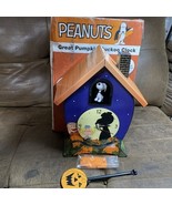 Peanuts Gang Snoopy Linus Lucy It&#39;s The Great Pumpkin Halloween Cuckoo R... - $911.13 MXN