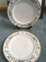 FARBERWARE WELLESLEY FLORAL FINE CHINA DINNER PLATES SET OF 2 - $19.75