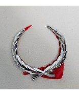 OEM Genuine Cadillac Wreath Emblem Chrome Sail Panel New GM Part 25616621 - $833.45 MXN