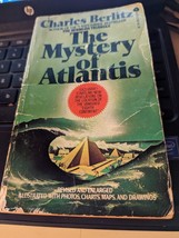 The Mystery of Atlantis by Charles Berlitz  Vintage Paperback  OK - $27.54 MXN