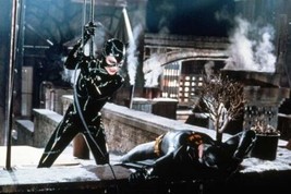 Batman Returns Michelle Pfeiffer as Catwoman fights Michael Keaton 18x24 poster - £23.58 GBP