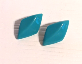 diamond shape Dome Teal Blue Vintage Plastic Earrings clip on - £3.87 GBP
