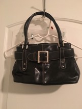 St. John&#39;s Bay Women&#39;s Faux Leather Shoulder Bag Handbag Purse Black - £28.27 GBP