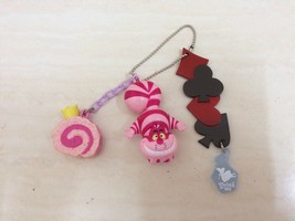 Disney Cheshire Cat Keychain From Alice in Wonderland. Sweet Theme. Rare item - £15.97 GBP