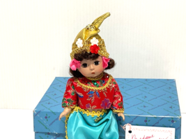 1987 Madame Alexander International Thailand 8” Doll #567 VGC - £7.78 GBP