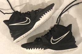 Nike Kyrie 7 TB (GS) Black White Size 5Y Basketball Shoes DA7767-001 - £31.64 GBP