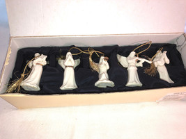 Mikasa Holiday Elegance Five Piece Angel Ornament Set In Box - £7.97 GBP