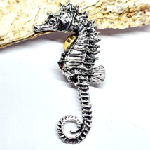 Seahorse Pin Badge Pewter Cute Brooch Pin Badge Made By Famous A R Brown UK Made - £5.80 GBP