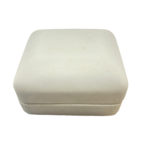 Vintage Friedmans Jewelers Empty White Leather and Satin Ring Box 2.5x 2 x 1.5&quot; - £9.32 GBP