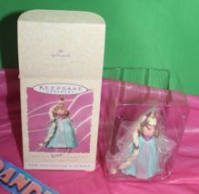 Hallmark Mattel Barbie As Rapunzel Series One Christmas Holiday Ornament 1995 - £18.91 GBP