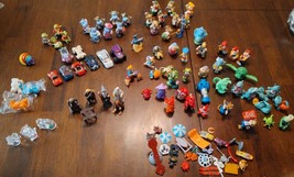 EUC Kinder Egg Surprise Toys Lot Assorted Figures 105 Pcs Figures &amp; Accessories - £61.54 GBP