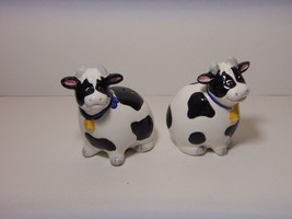 Chunky Black &amp; White Cows Ceramic Salt &amp; Pepper Shakers Vintage Unused - £15.67 GBP