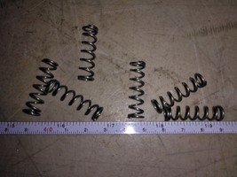 8JJ31 Stainless Steel Springs From Range Top: (6) 1-1/8&quot; X 5/16&quot; X 1/32&quot;, Vgc - £6.80 GBP