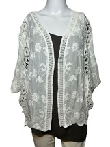 Vince Camuto Topper Wrap Women&#39;s One size White Shrug Lace Embroidery Bohemian - £18.58 GBP