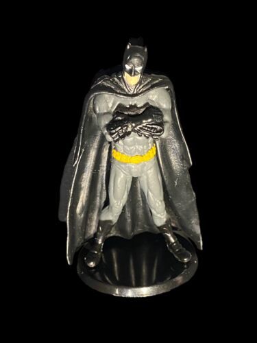 *NEW* DC Comics: Batman "Crossing Arm" 2.75 inch PVC Figure - $8.00