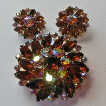 Vintage Signed WEISS Pinwheel Brooch Set Amber Color &amp; AB Rhinestones - $92.81