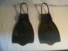 Caddies Swimming Paddles In Good Condition, Water Sports Paddels 2382 - £9.80 GBP