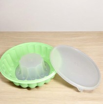 Vintage Tupperware Mint Green Gelatin Jel Fruit Desert Ring Mold 3 Piece... - £9.71 GBP