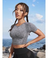 Yoga Compression T-Shirt for Women – Fitted, Sporty, Gym-Ready Style - $298.60 MXN