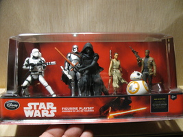 Star Wars The Force Awakens Figurine Playset - $40.00