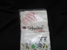 Pepperell Red Label pillowcases N W/O T - $17.93 CAD