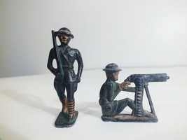 2 Toy Soldiers Lead circa 1935-42 Grey WW1 Figures with Rifle and Machin... - $18.66