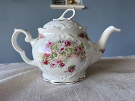 Crown Dorset Teapot Staffordshire England Roses Flowers Gold Trim Lid High Tea - £38.76 GBP