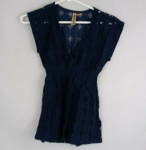 Eyeshadow Women&#39;s Sheer Floral Blue Lace Blouse Size Small - $12.60