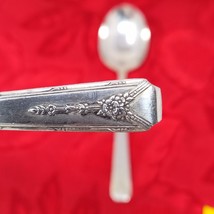 2X Sugar Spoon Spreader Milady by Oneida Community Silverplated Flatware... - $188.09 MXN