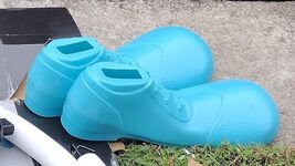 Spirit Halloween Stilts Halloween REPLASEMENT PLASTIC BLUE CLOWN SHOES ONLY - $29.99