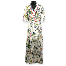 The Room by Arc &amp; Co MEDIUM White Floral Wrap Dress - £17.69 GBP