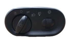 MOUNTNEER 2002 Automatic Headlamp Dimmer 320379*Tested - $650.22 MXN